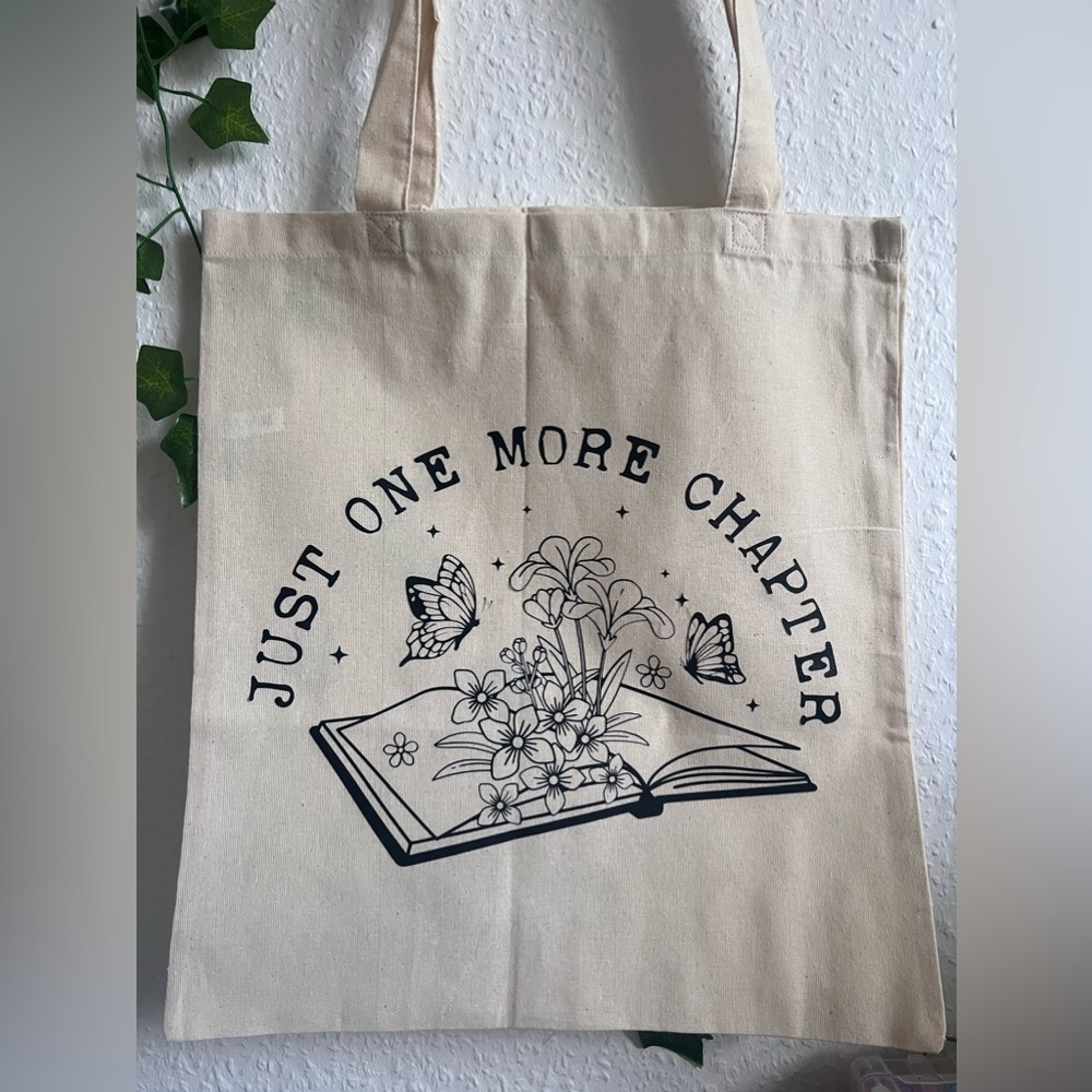 Just one more chapter Book Tote Bag - Picture 2 of 2